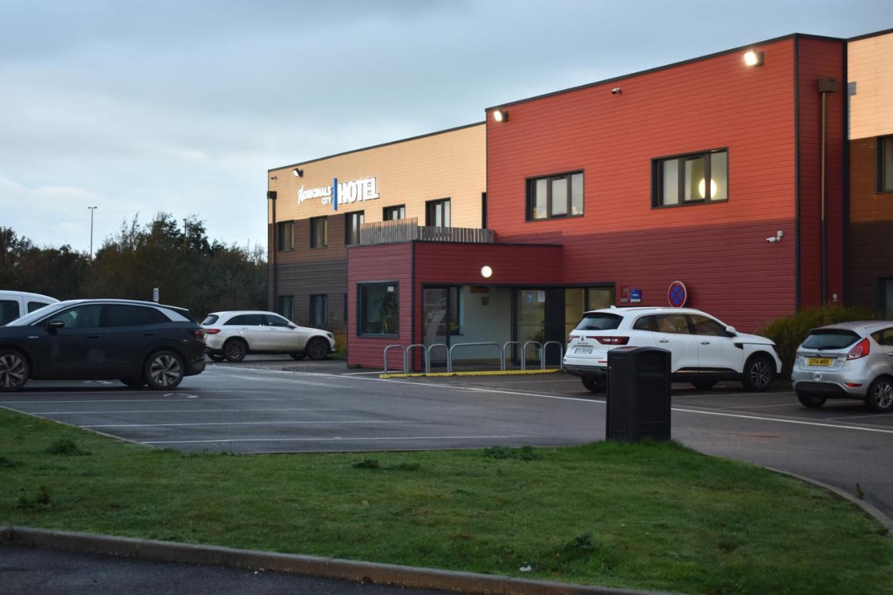 Hotel The Originals City, L'haut' Aile, Coquelles-calais Tunnel S/manche L'hautaile